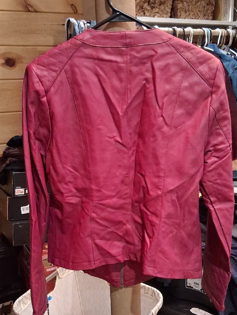 Denim&Co Raspberry Zip-Front Quilted Shoulder Jacket - Picture 5 of 9